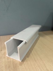 máng điện composite